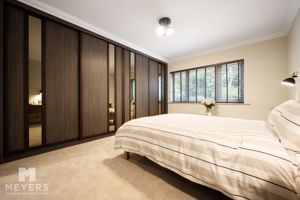 Photo 11- click for photo gallery